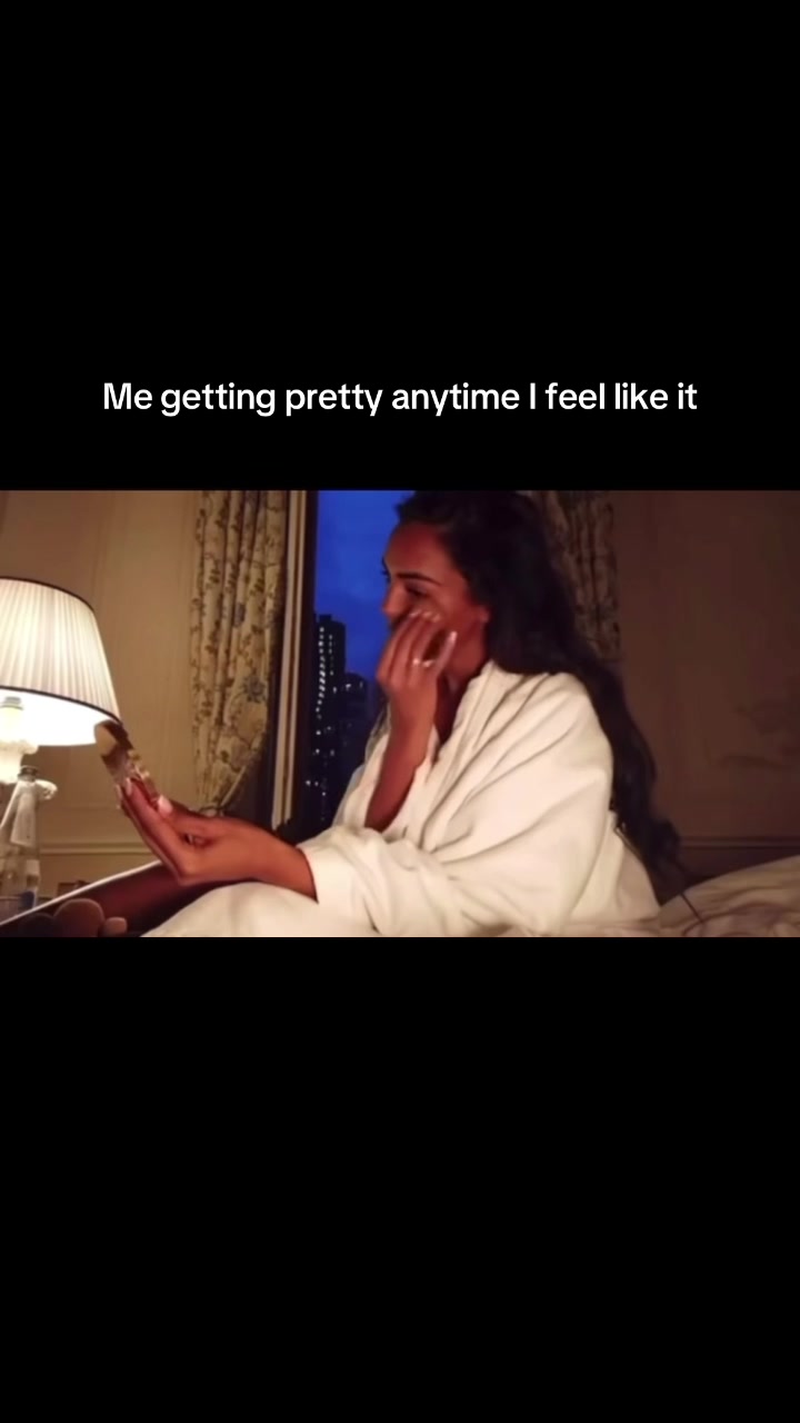 @⃟