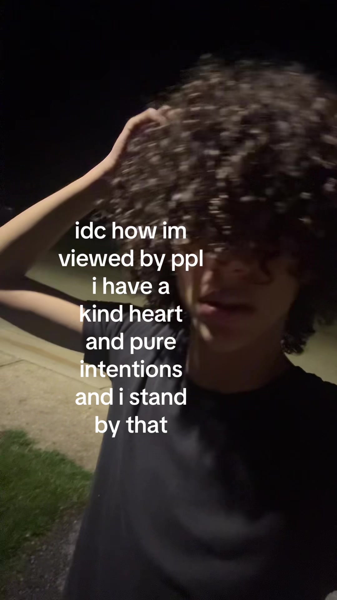 @︎