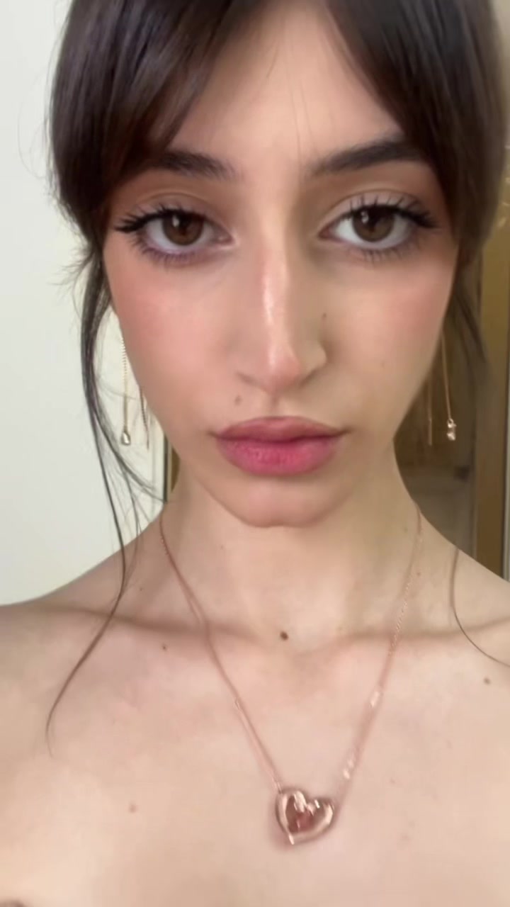 @nikolya