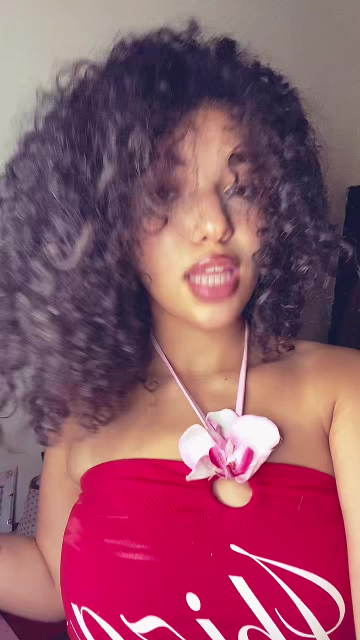 @Khxoxo