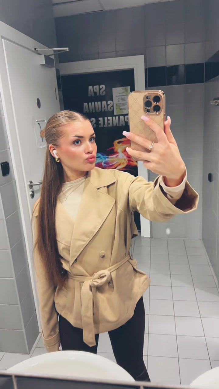@Yuliia Hodunko