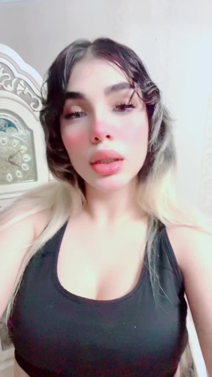 @elisa mokhtari