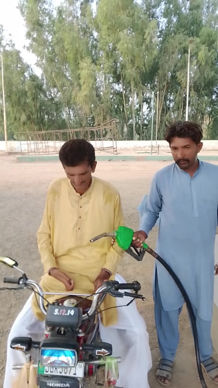 @m Khalid Abbas
