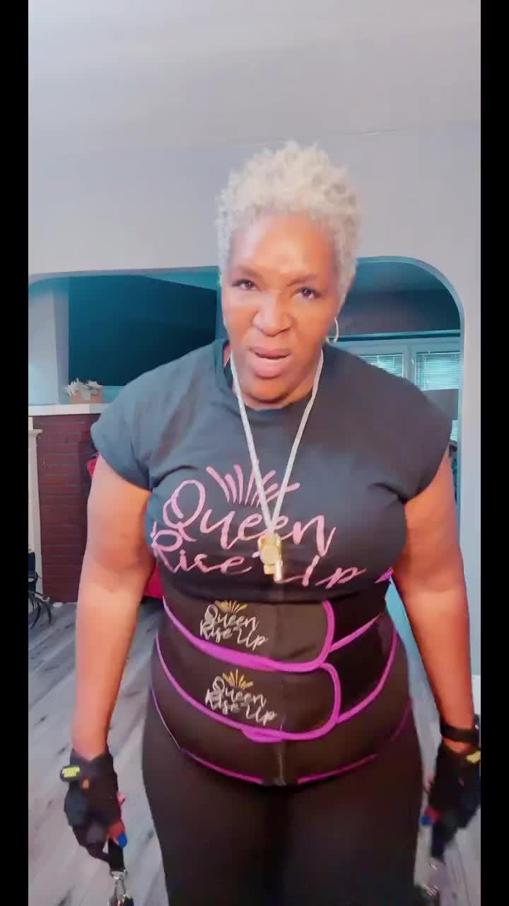 @QueenRiseUp❌