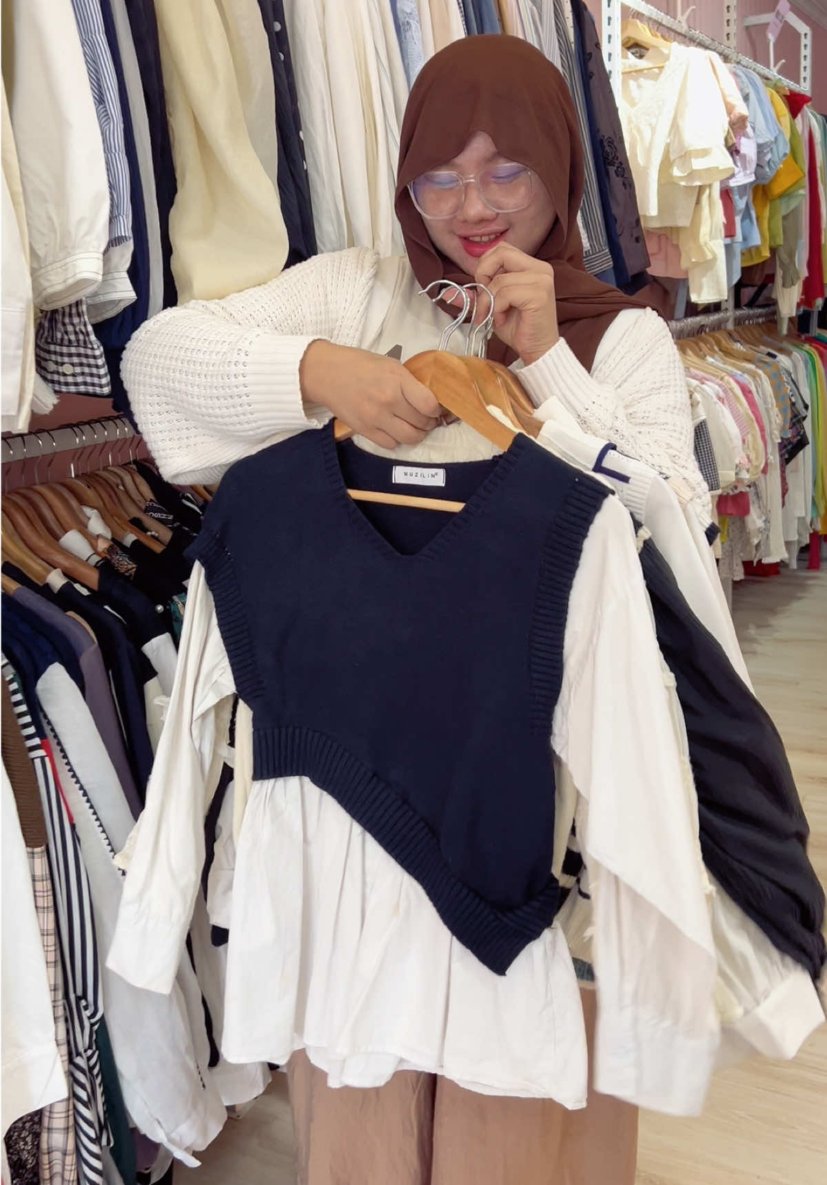 @Lovely Style ThriftShop