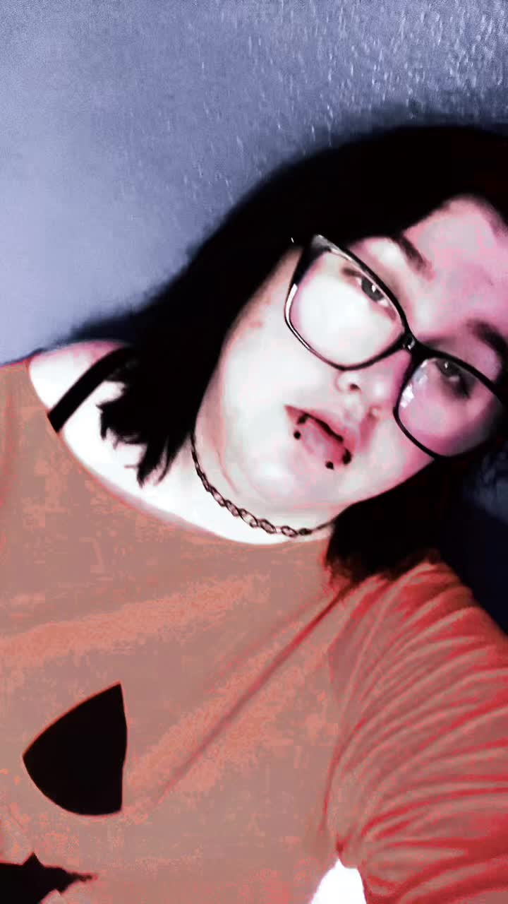 @sp00ky_treats