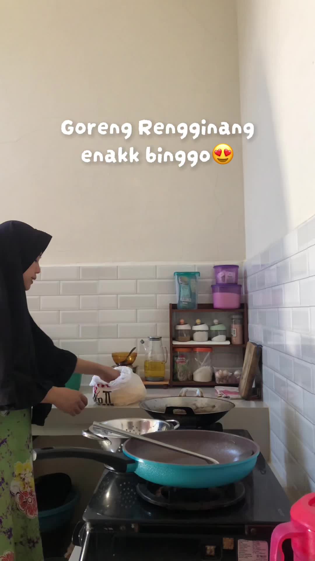 @Nuy