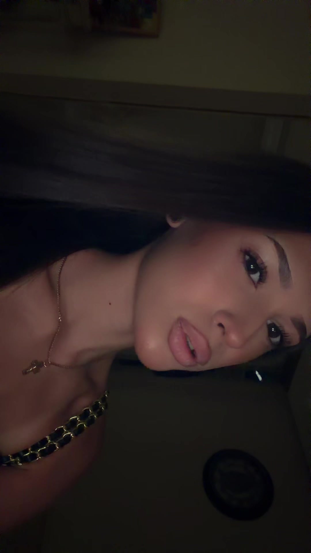 @𝒜𝓁𝑒𝒸𝒽𝓀𝒶