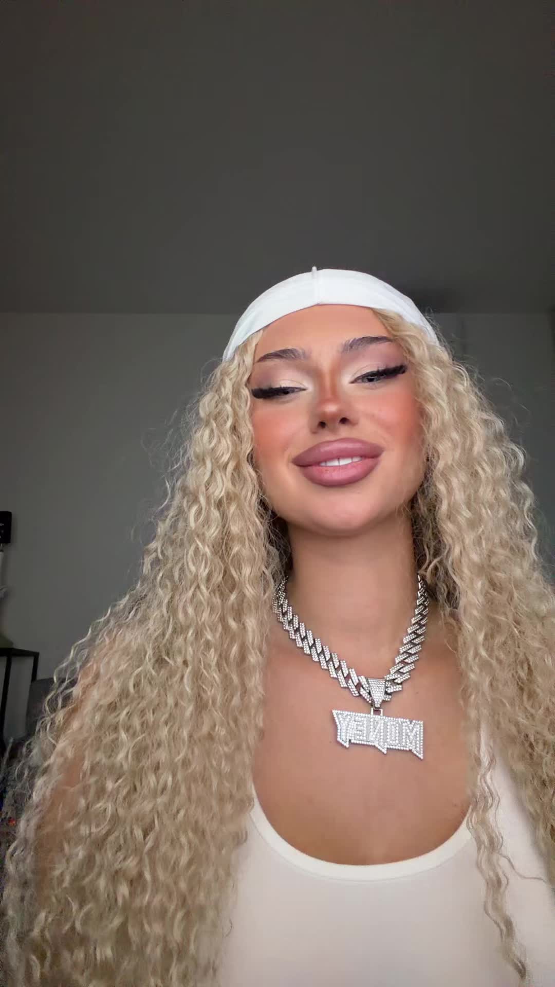 @Syndii69