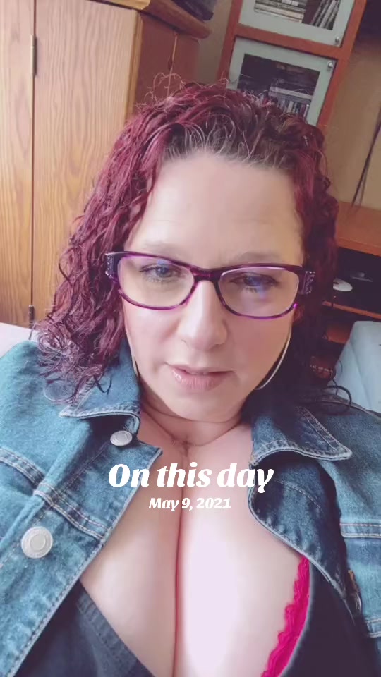 @CurvaceousNurse