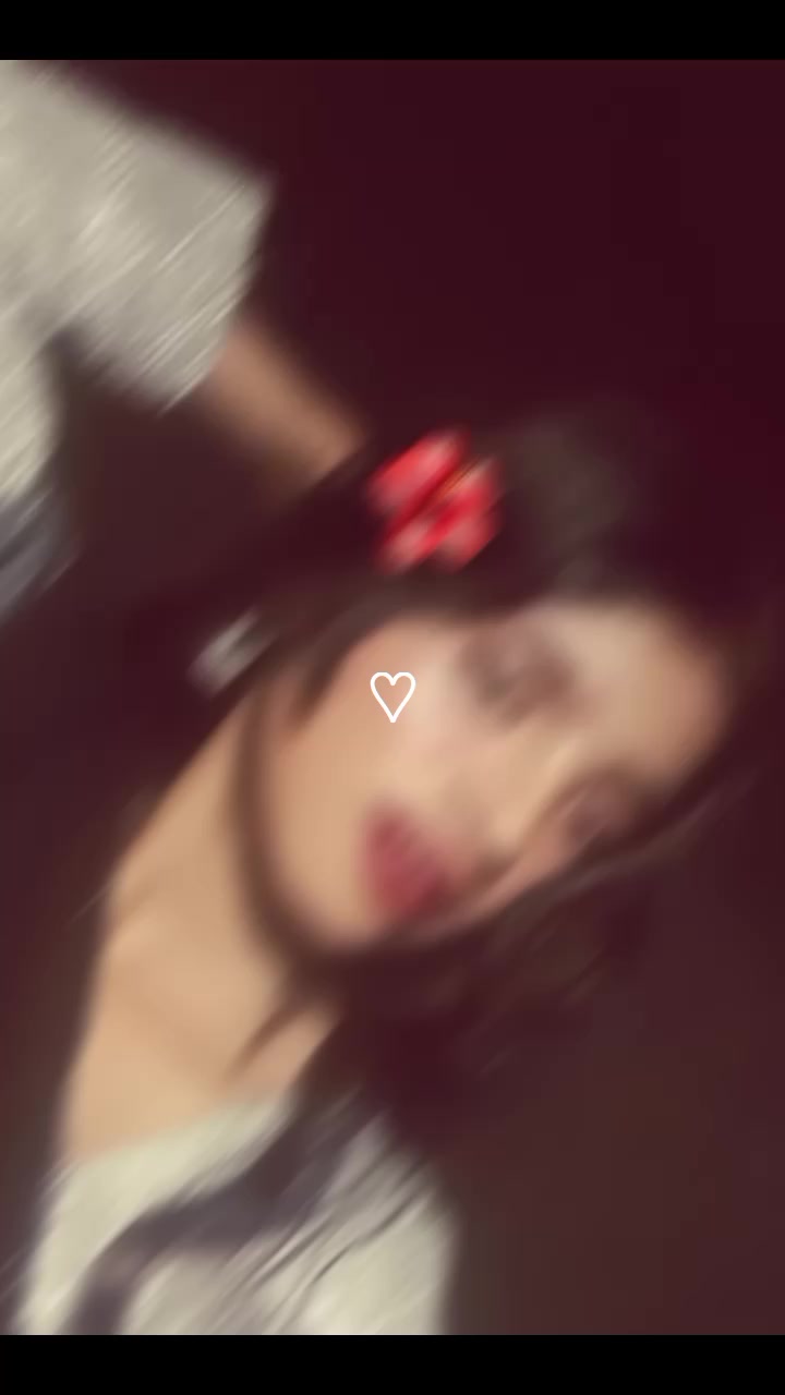 @{simple🕊️🪽 queen}