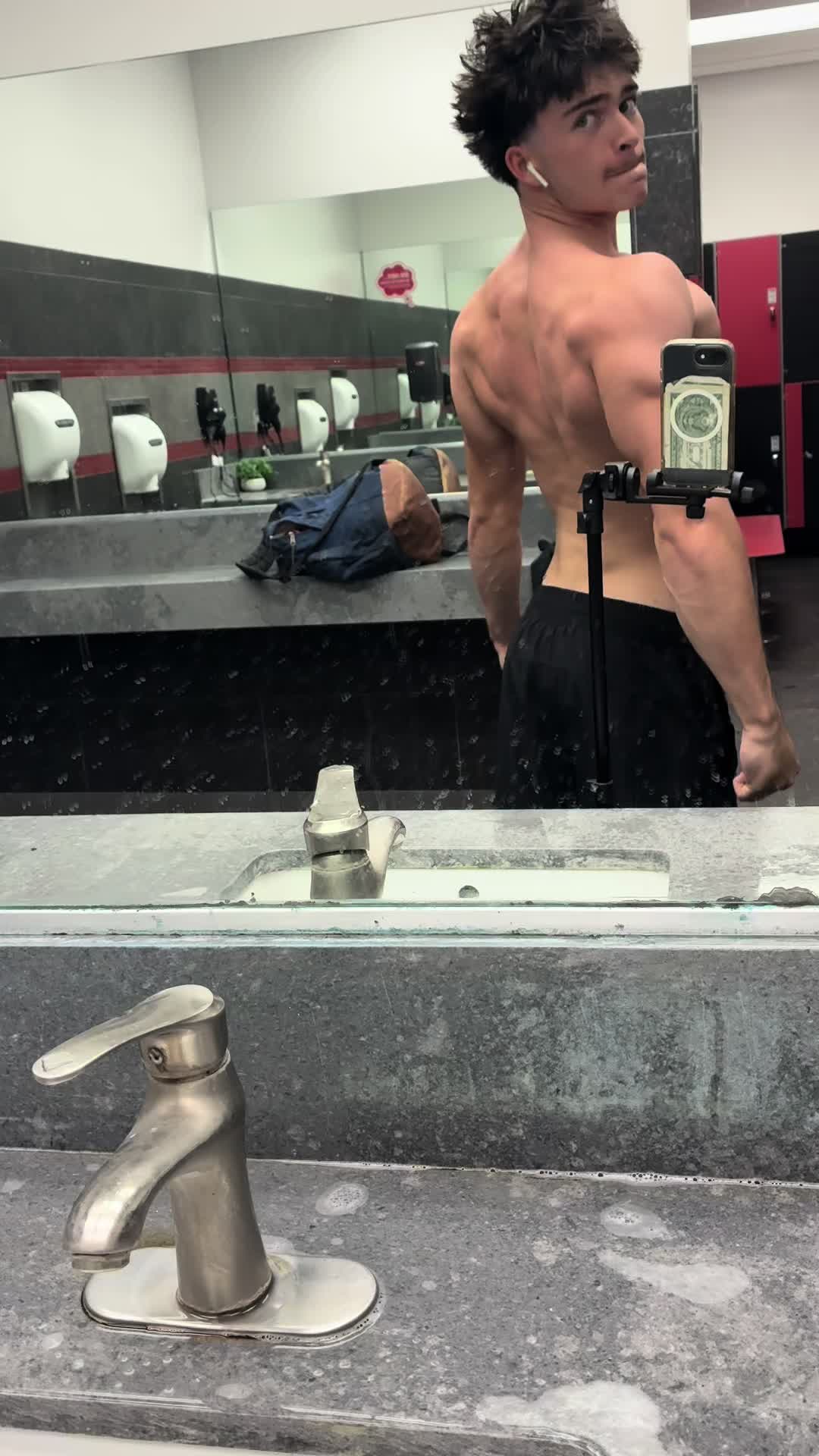 @Gregory_H10