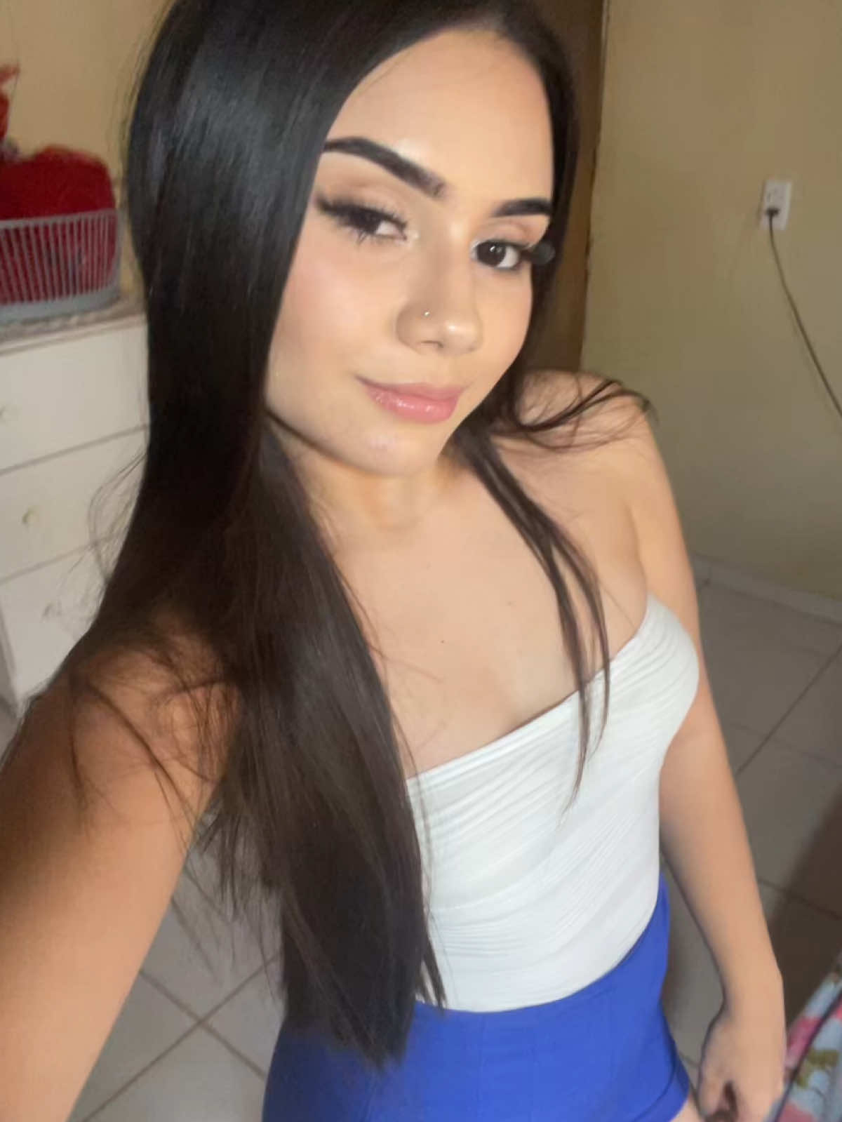 @Camila