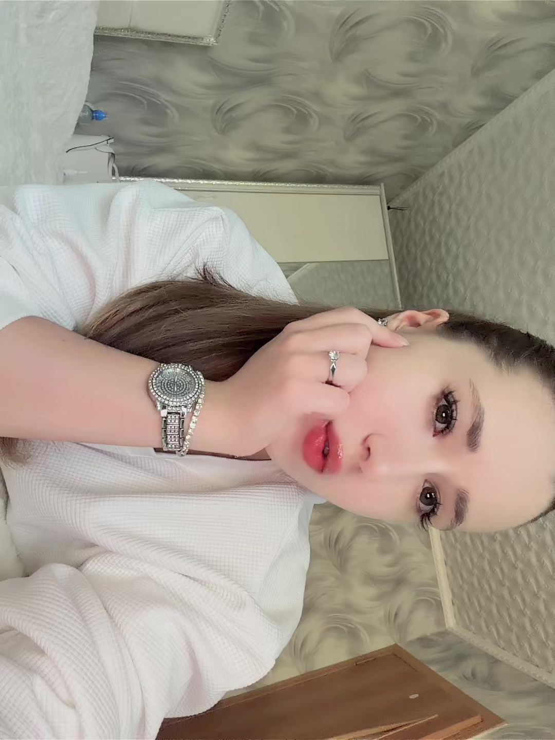 @🪽