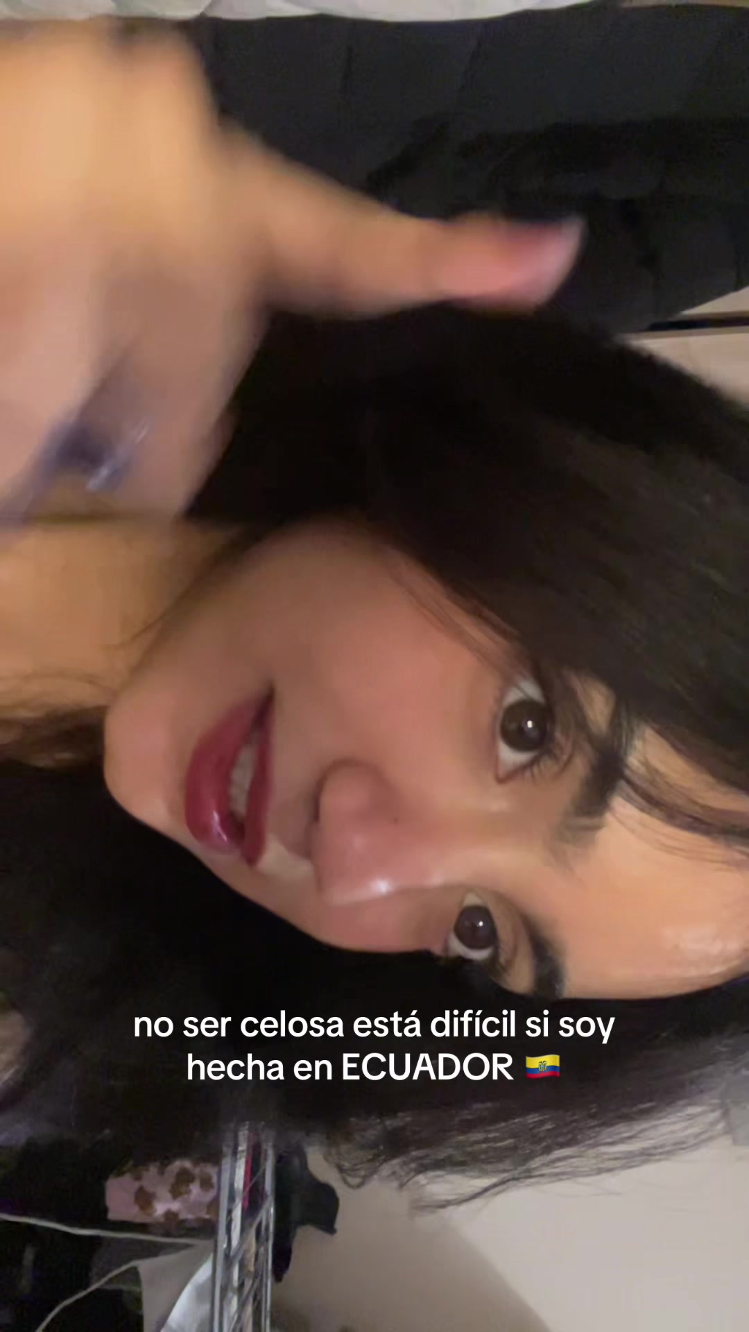 @Valentina Poveda:)