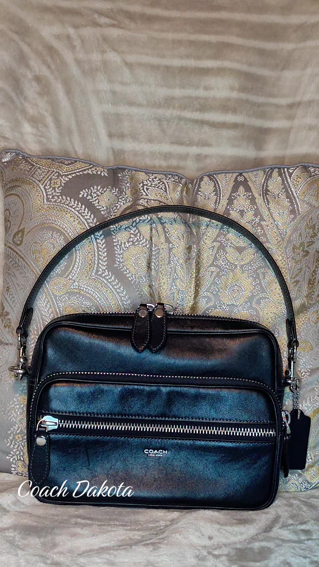 @CoolGirlCarry