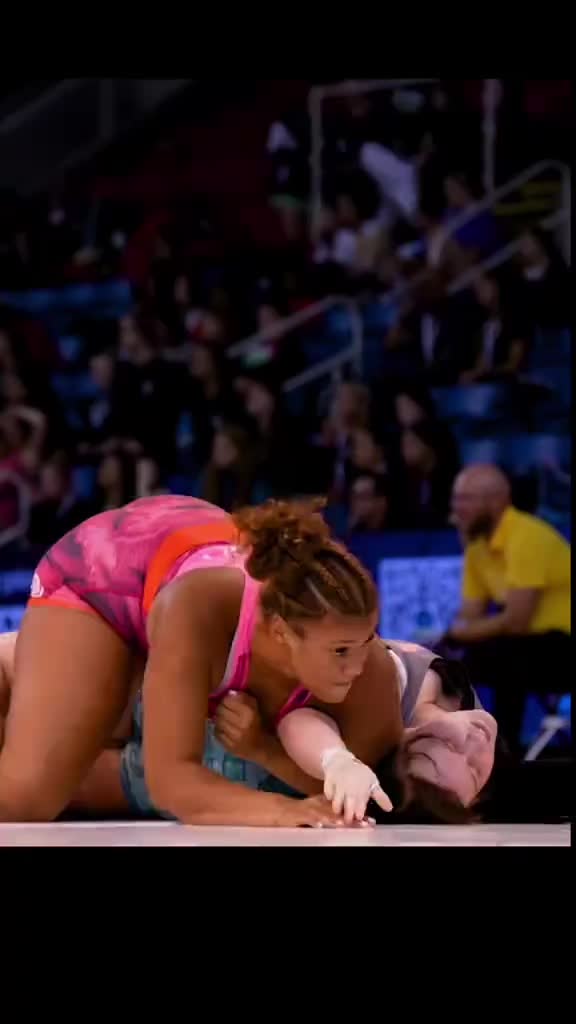 @Girls fight