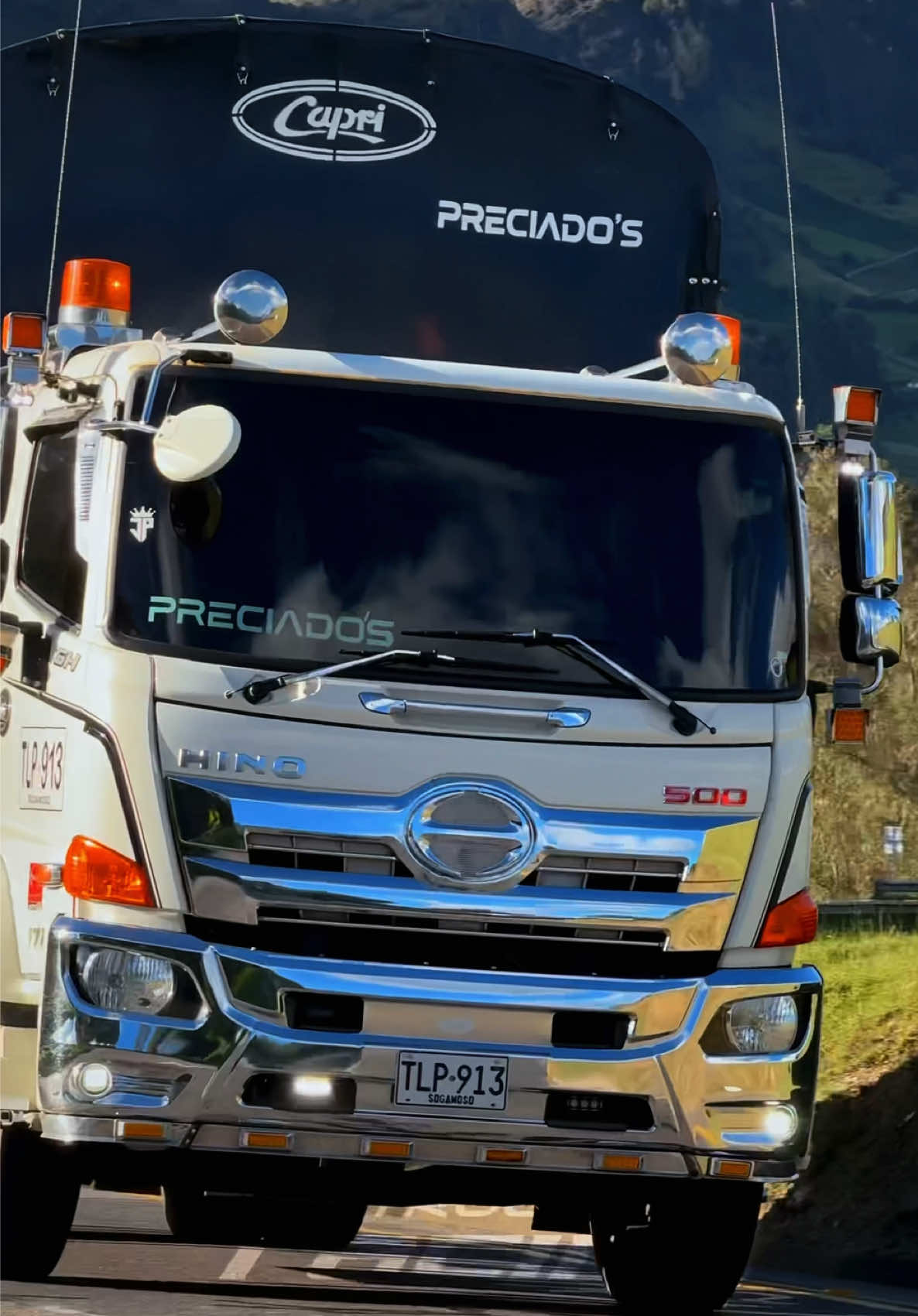 @Trucks Racing