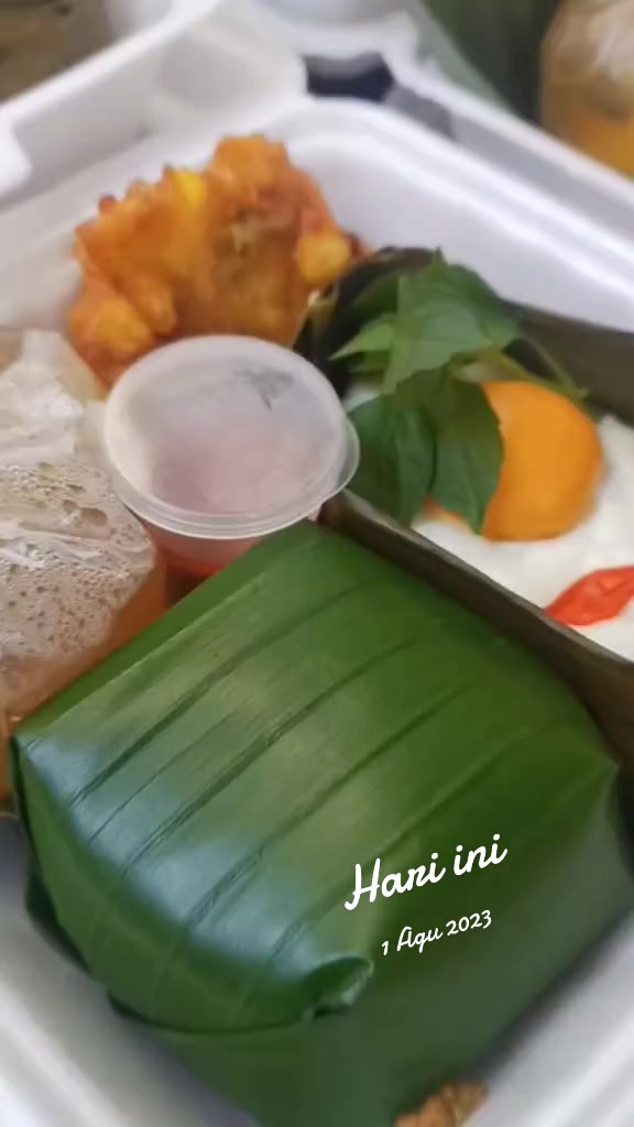 @Rumah Kue Dina