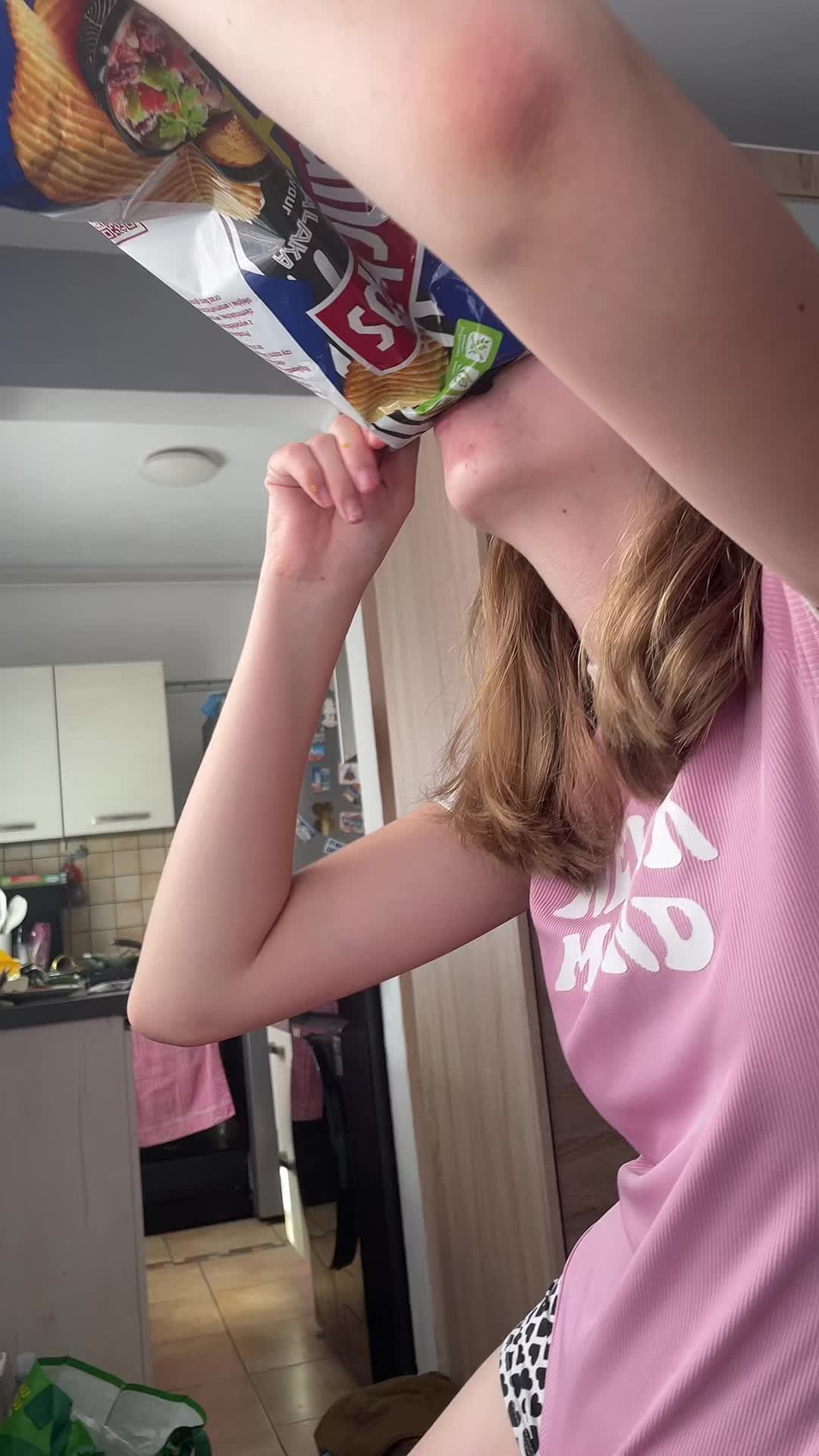 @Karmelciaaa_