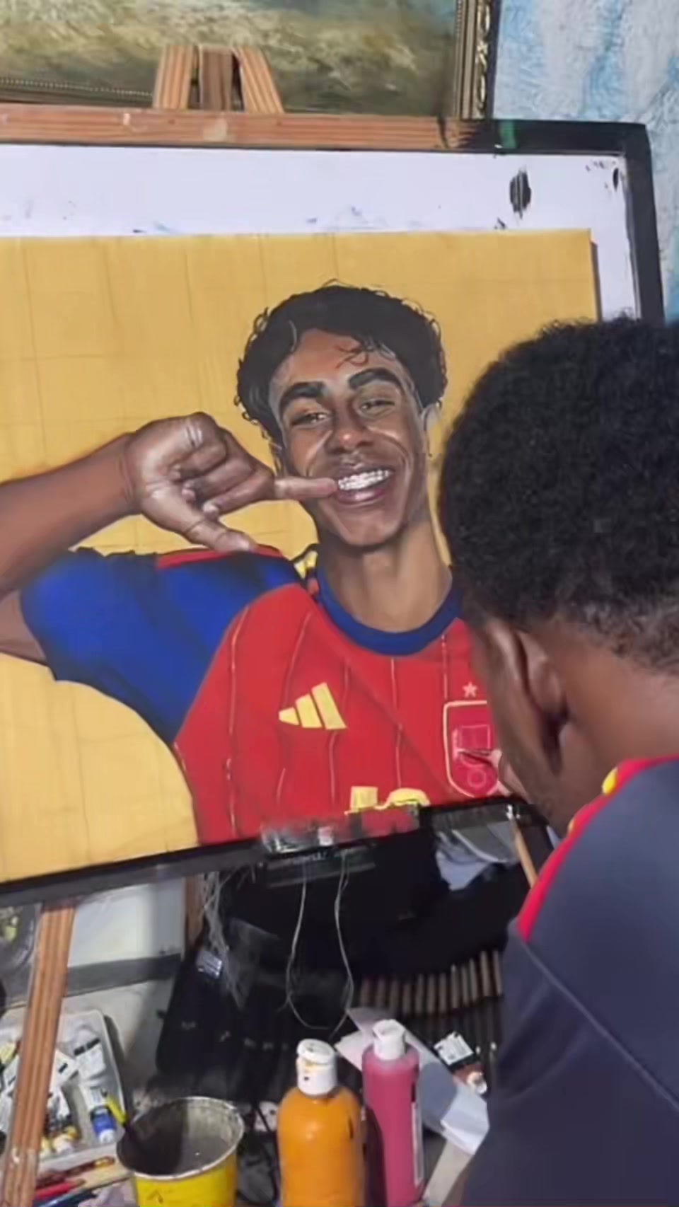 @Latin | Realistic artist