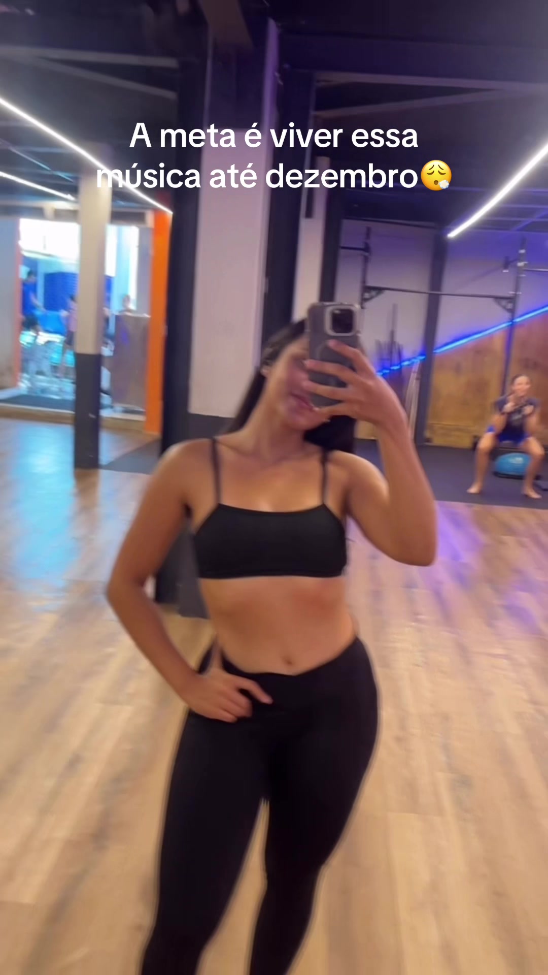 @✨