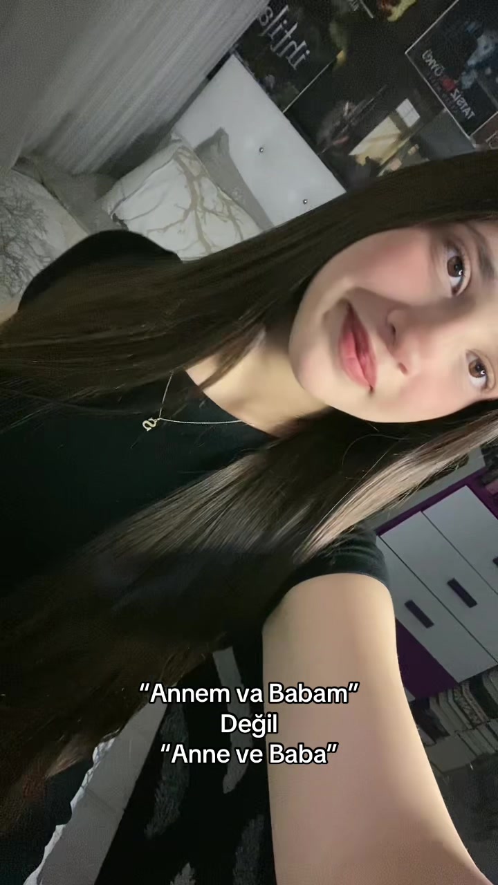 @Sude📚