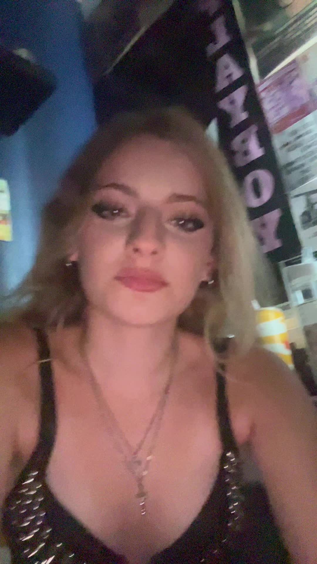 @Lulu