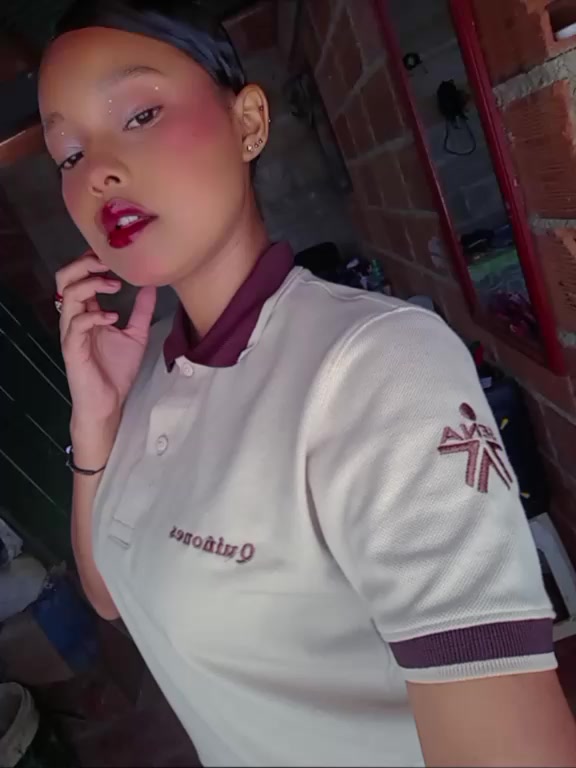 @Isabel Ramirez 🌸💨🫧