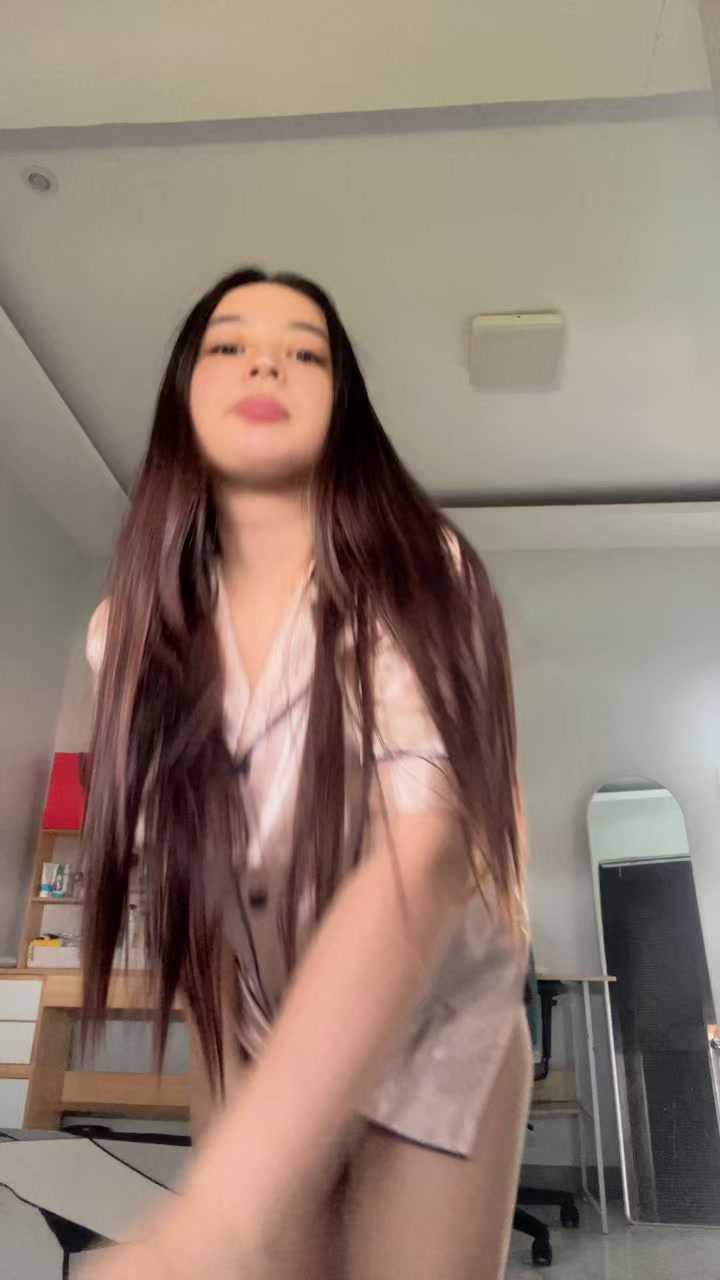 @Zey