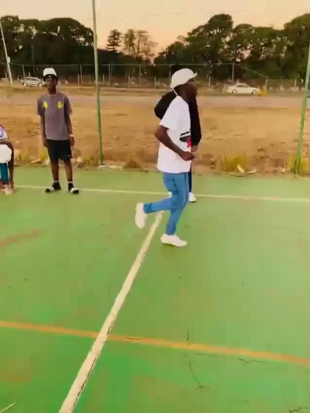 @mnyamane himself .🤡