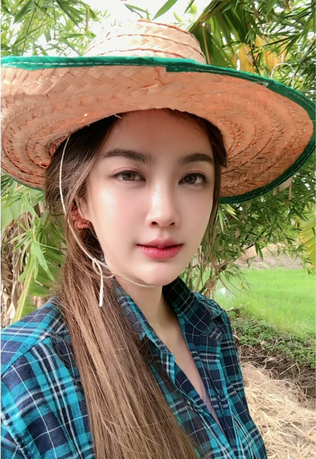 @⋆น้ำผึ้งป่า🐝🌿🌻ᴾᴹ