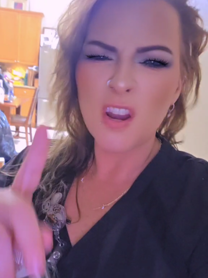 @🦥Kristy🐢