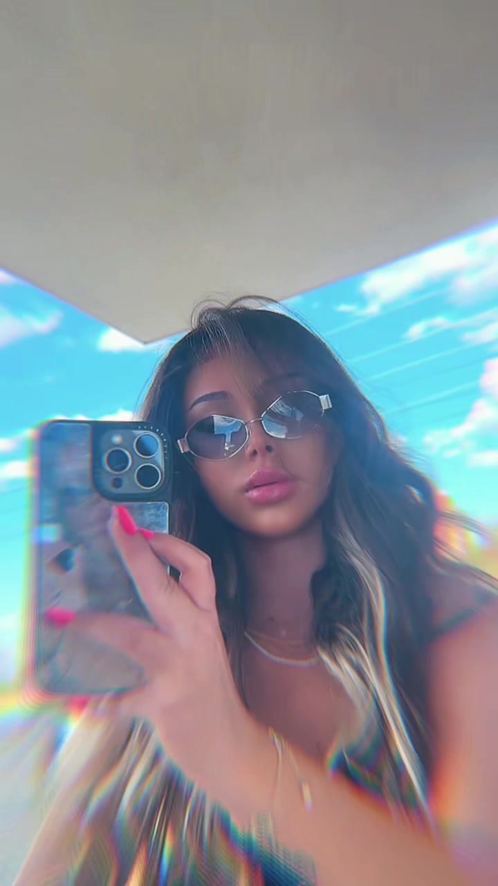 @ELI🦋
