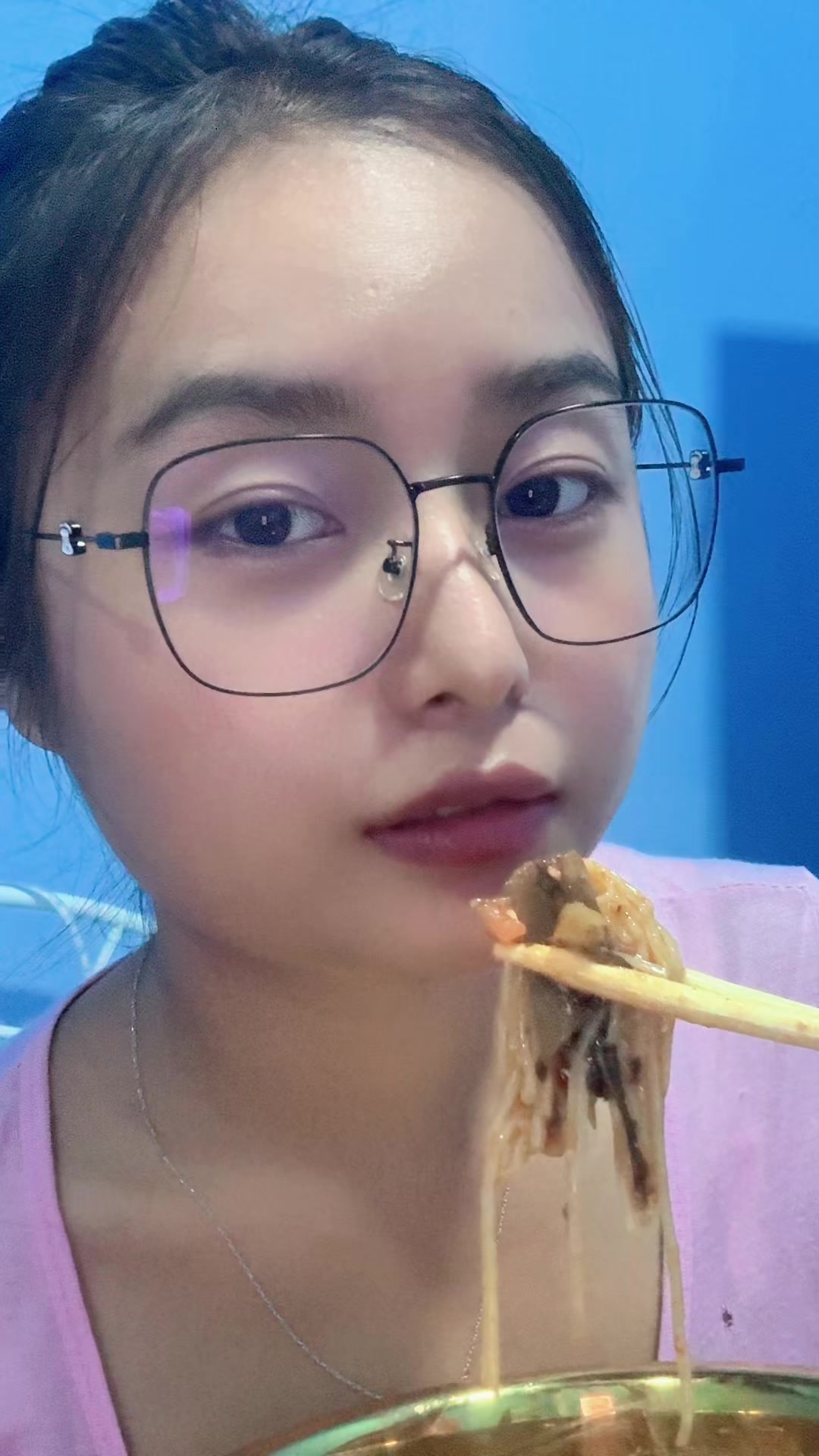 @๐ญ๐ถ๐ป ๐ ๐ผ๐ป - แแแบแแฝแแบโ๏ธ