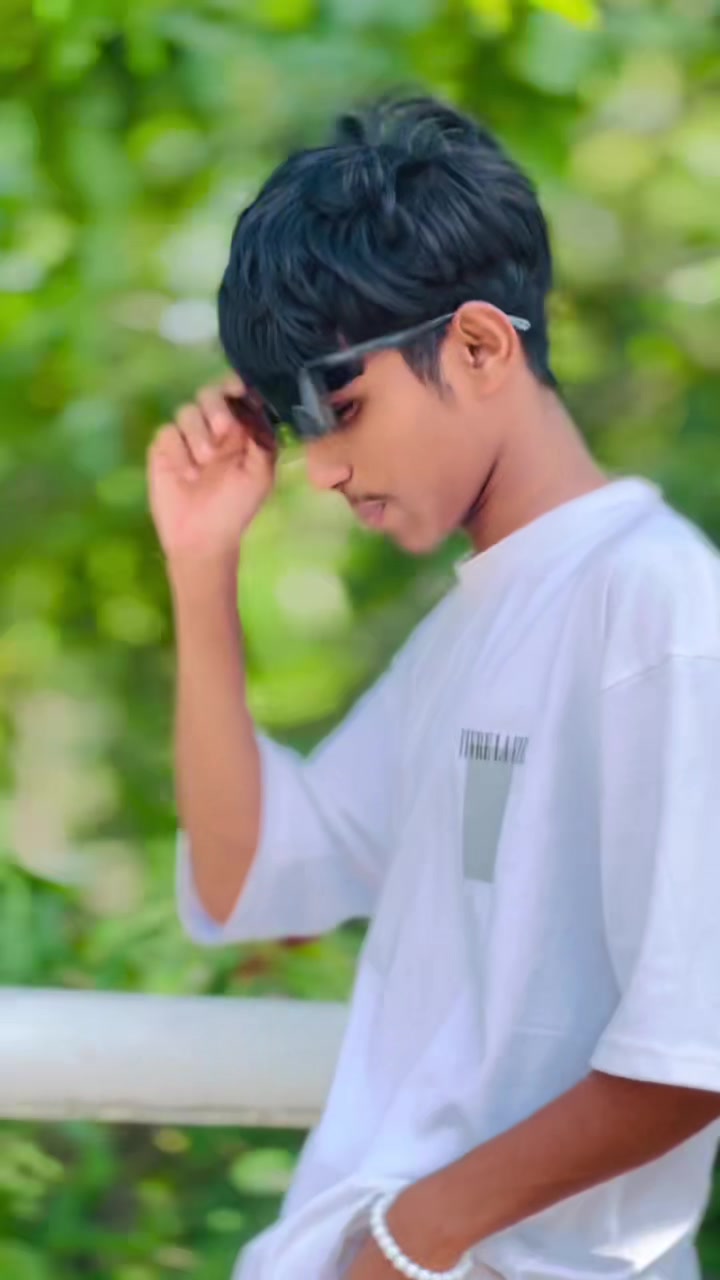 @• 𝑺𝒂𝒄𝒉𝒊𝒕𝒉 🐬"
