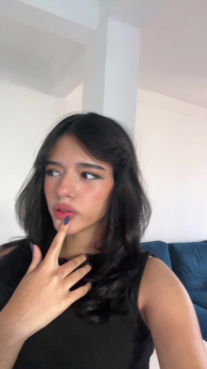 @Violeta