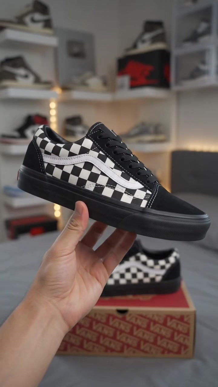 @American Sole
