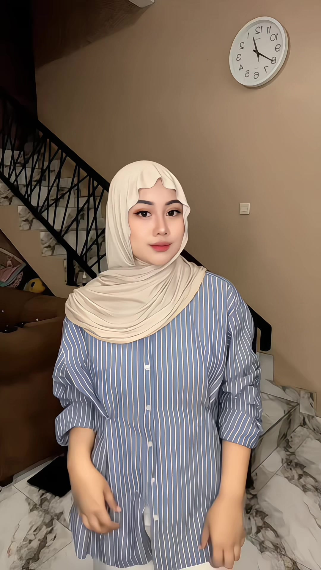 @anissyaninis