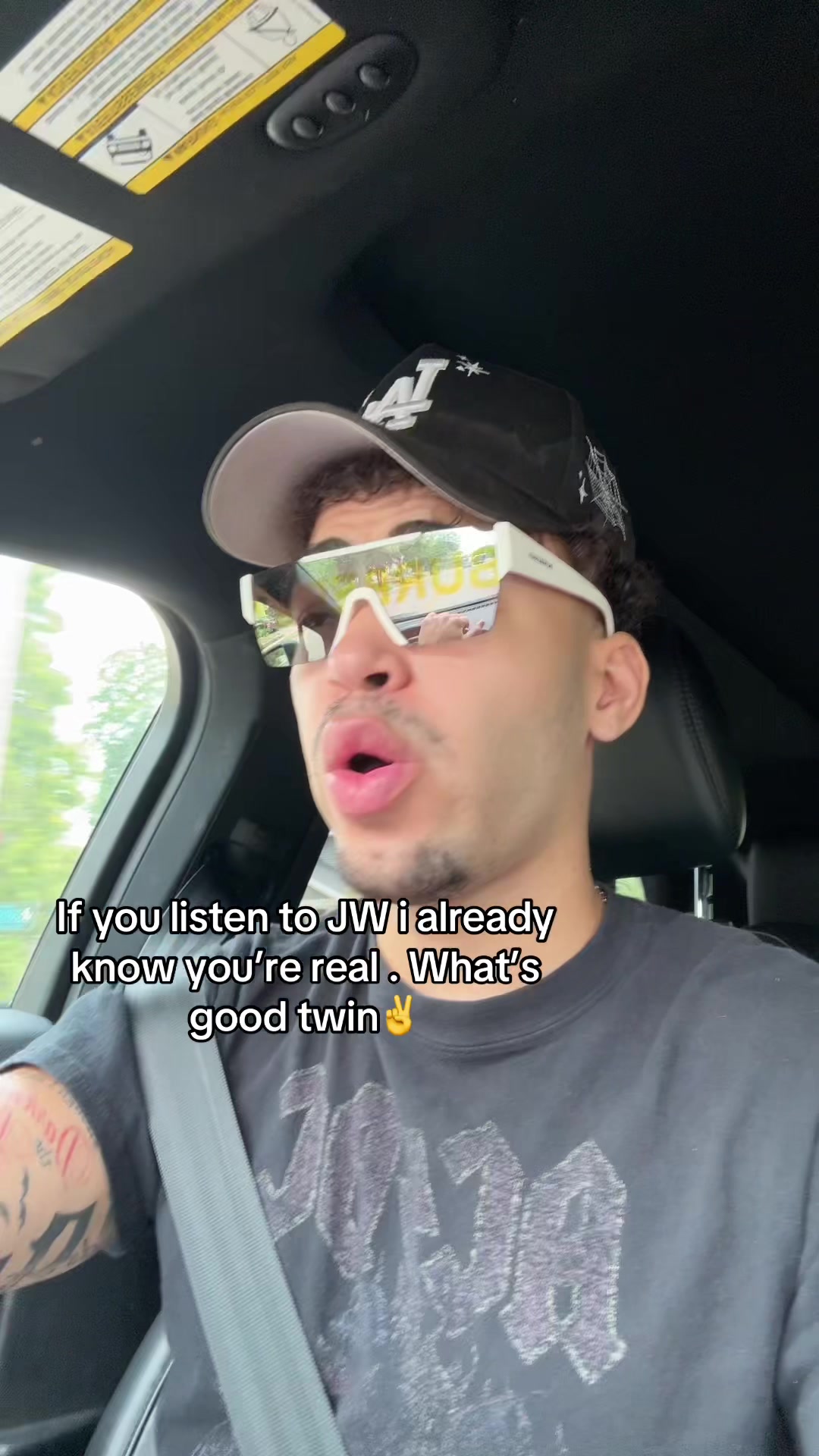 @ant🫯