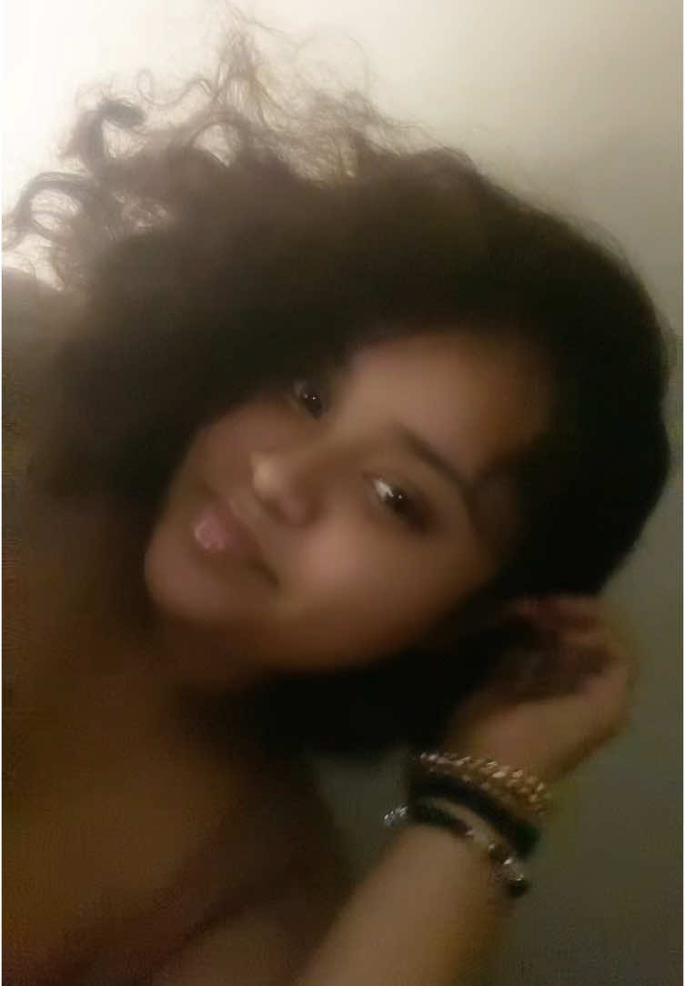 @solanaelise.