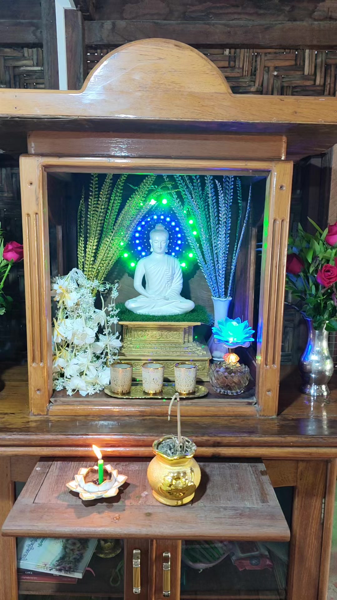 @ဟံသာ စတိုး