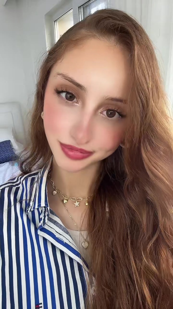 @𝒜𝓃𝑜𝑜𝒹  🦢.