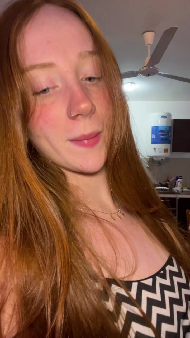 @Tayná