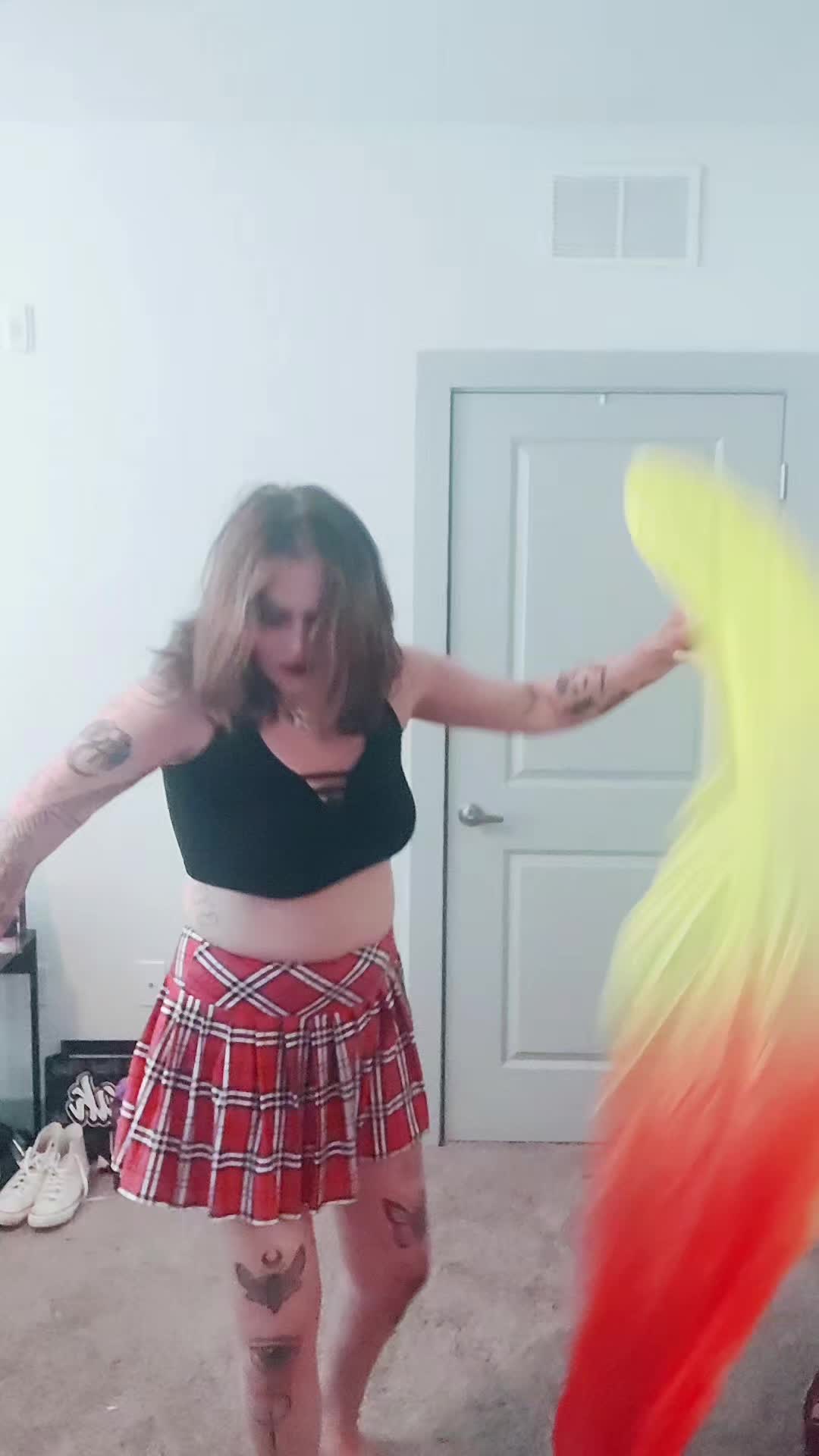 @HannahTheTripod