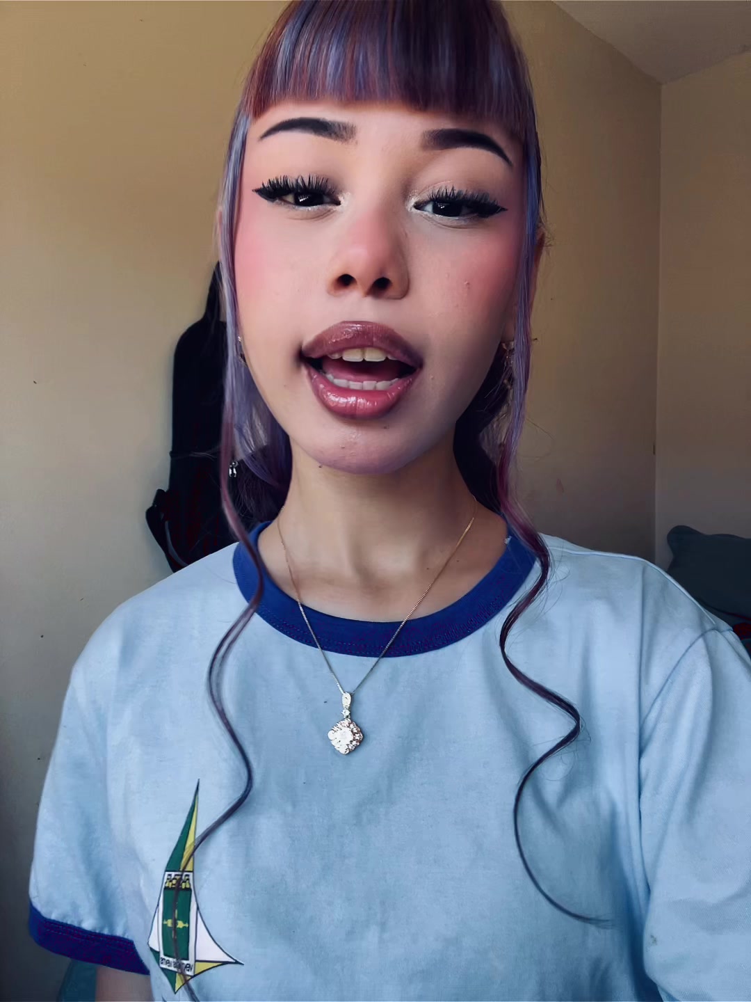 @𝔅𝔢𝔩𝔩𝔶🌬️