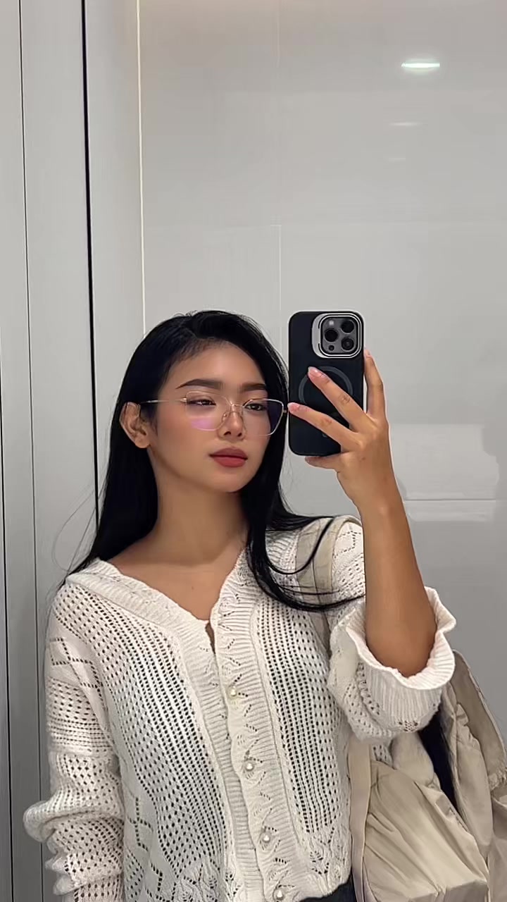 @Guzhella