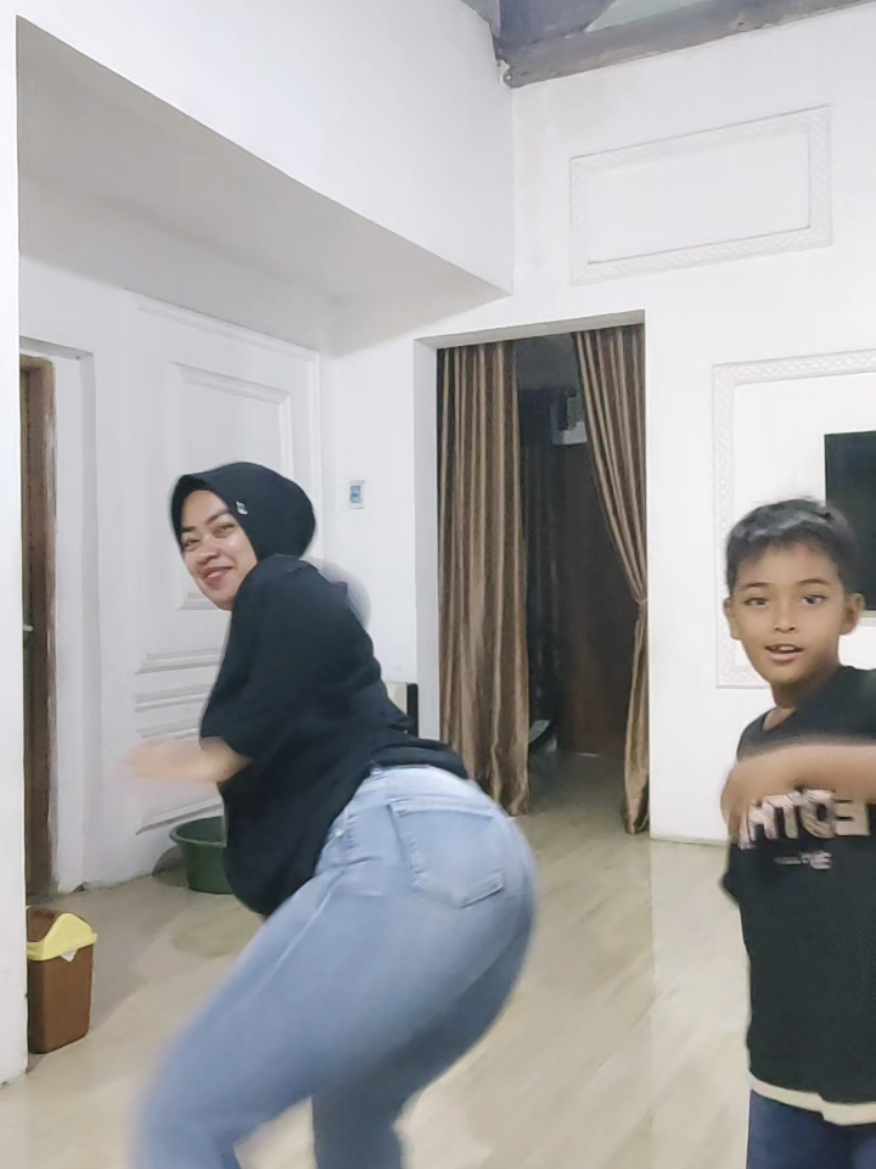 @Selvinice