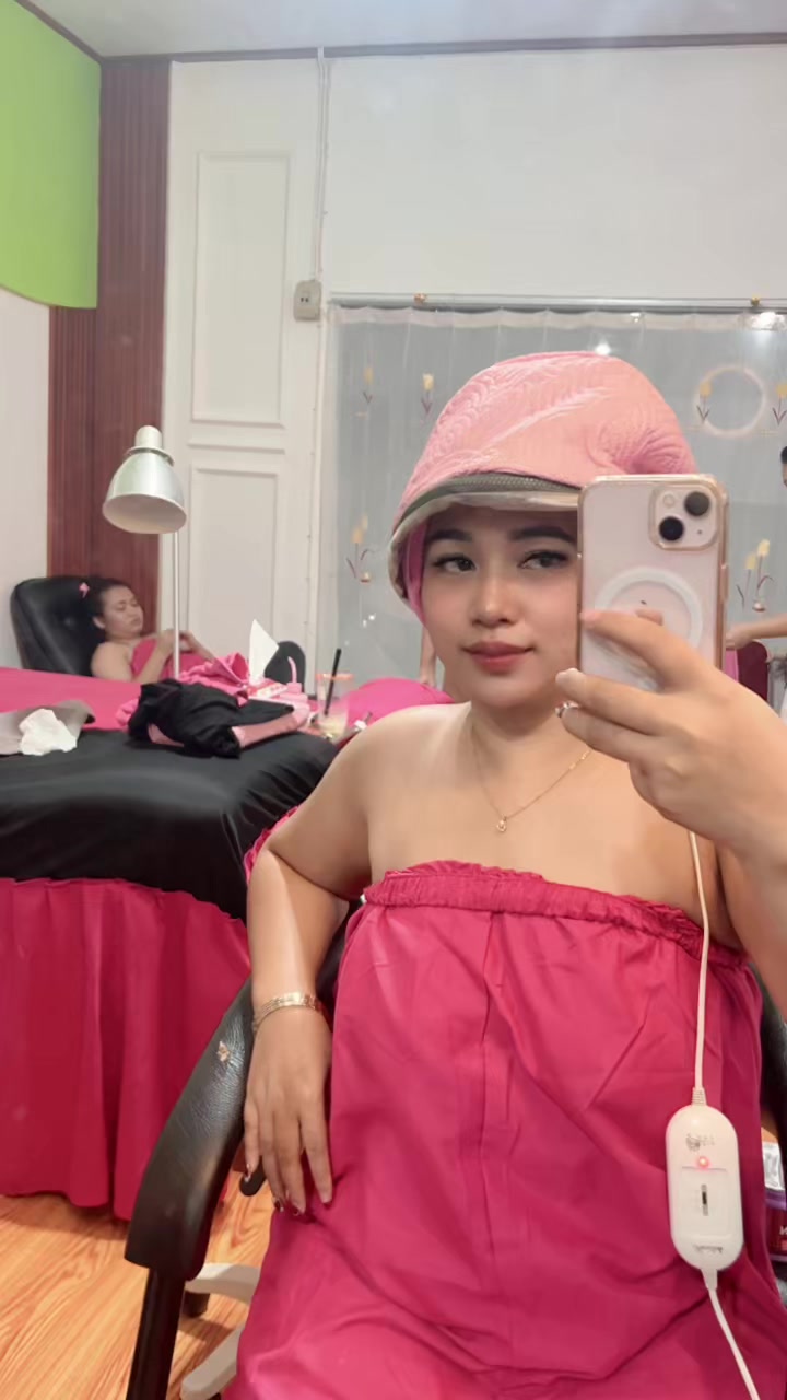 @julia frinella sari