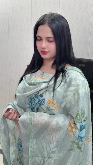 @alyzamughal_4